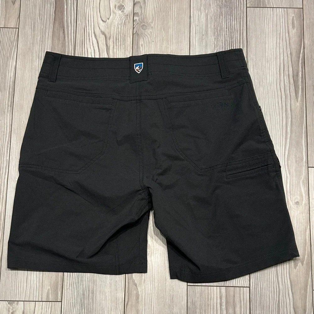 Kuhl Black/Gray 108846 Men's Flat Front Cargo Shorts 8” Hiking-Preowned - Picture 6 of 7
